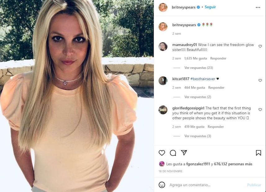 Britney Spears firma sus documentos por primera vez en 13 años