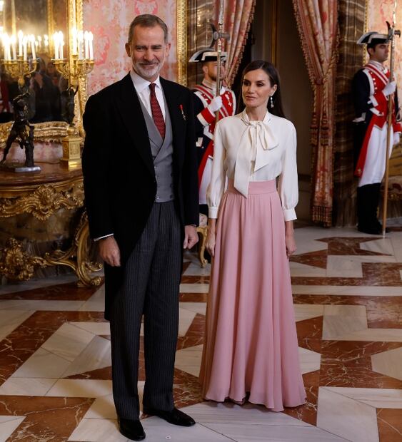 El embajador de Irán niega saludo a Letizia de España; esta es la poderosa razón