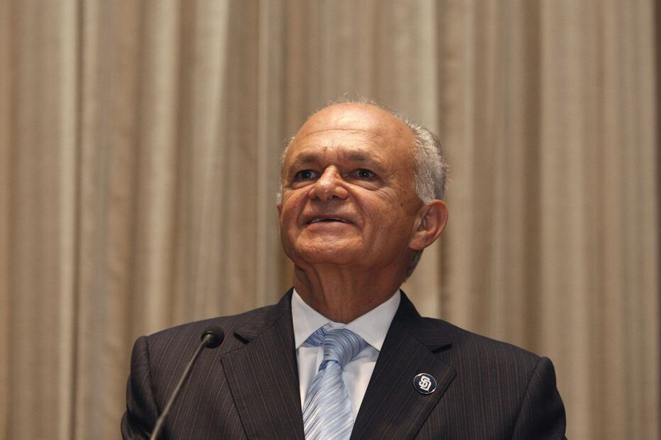 Carlos Slim y Germán Larrea Mota Velasco entre los hombres más ricos del mundo con Jeff Bezos 
