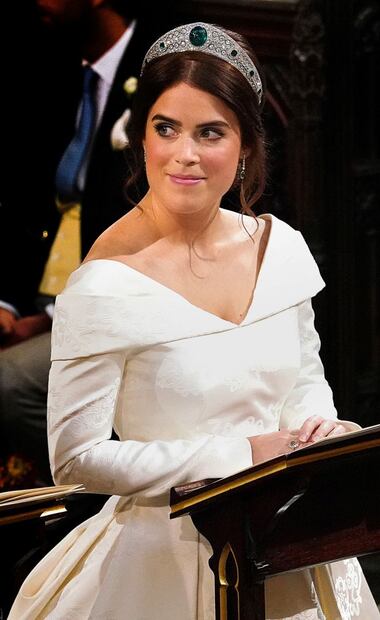 La cicatriz en la espalda de la princesa Eugenia y otros detalles en la boda real