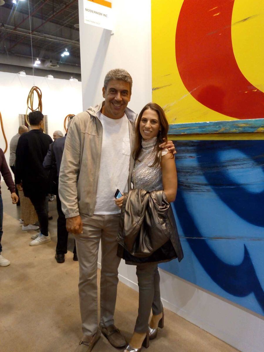 Tarde de parejas: Johanna Slim con Arturo Elias Ayub, y Santiago Creel con Paulina Velasco en Zona Maco
