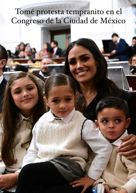 Alessandra Rojo de la Vega junto a sus hijos / Foto: Instagram