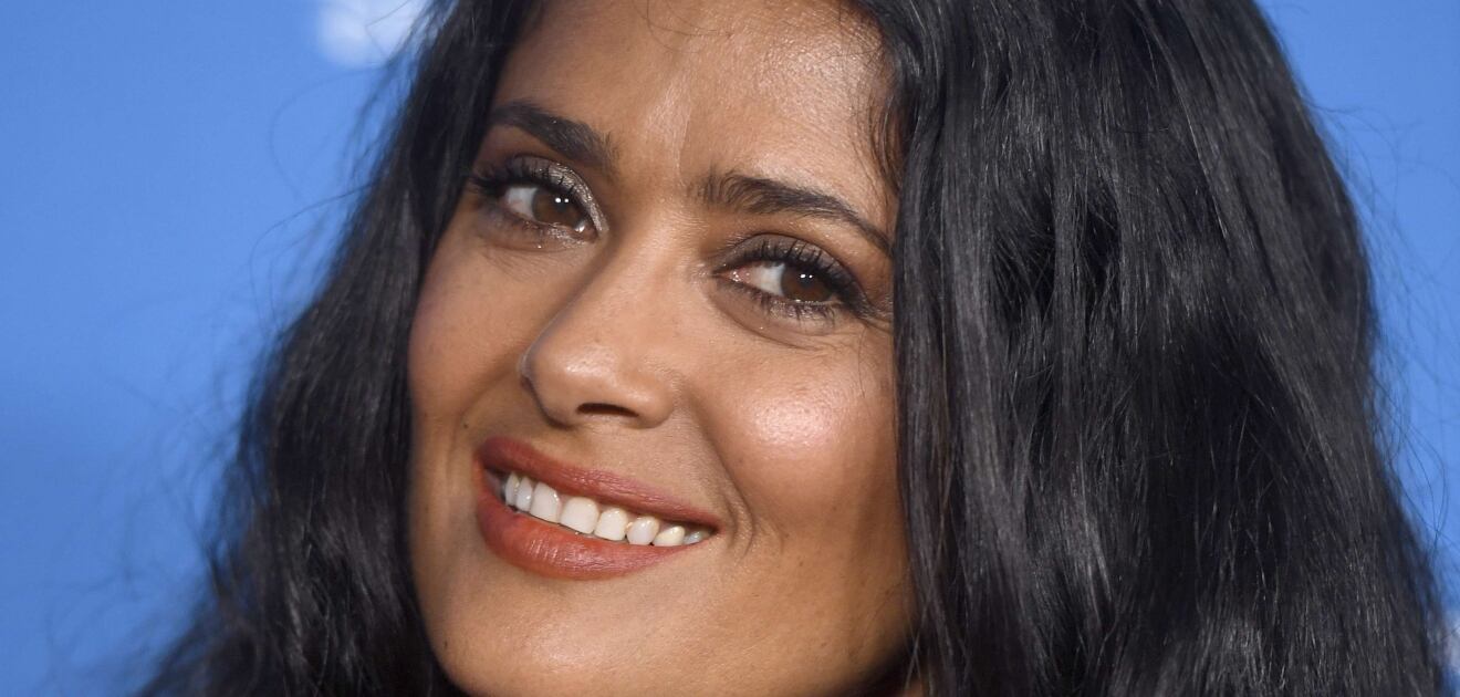 Valentina Pinault, Alfonso Cuarón y Bu Cuarón sorprenden a Salma Hayek con una fiesta de cumpleaños 