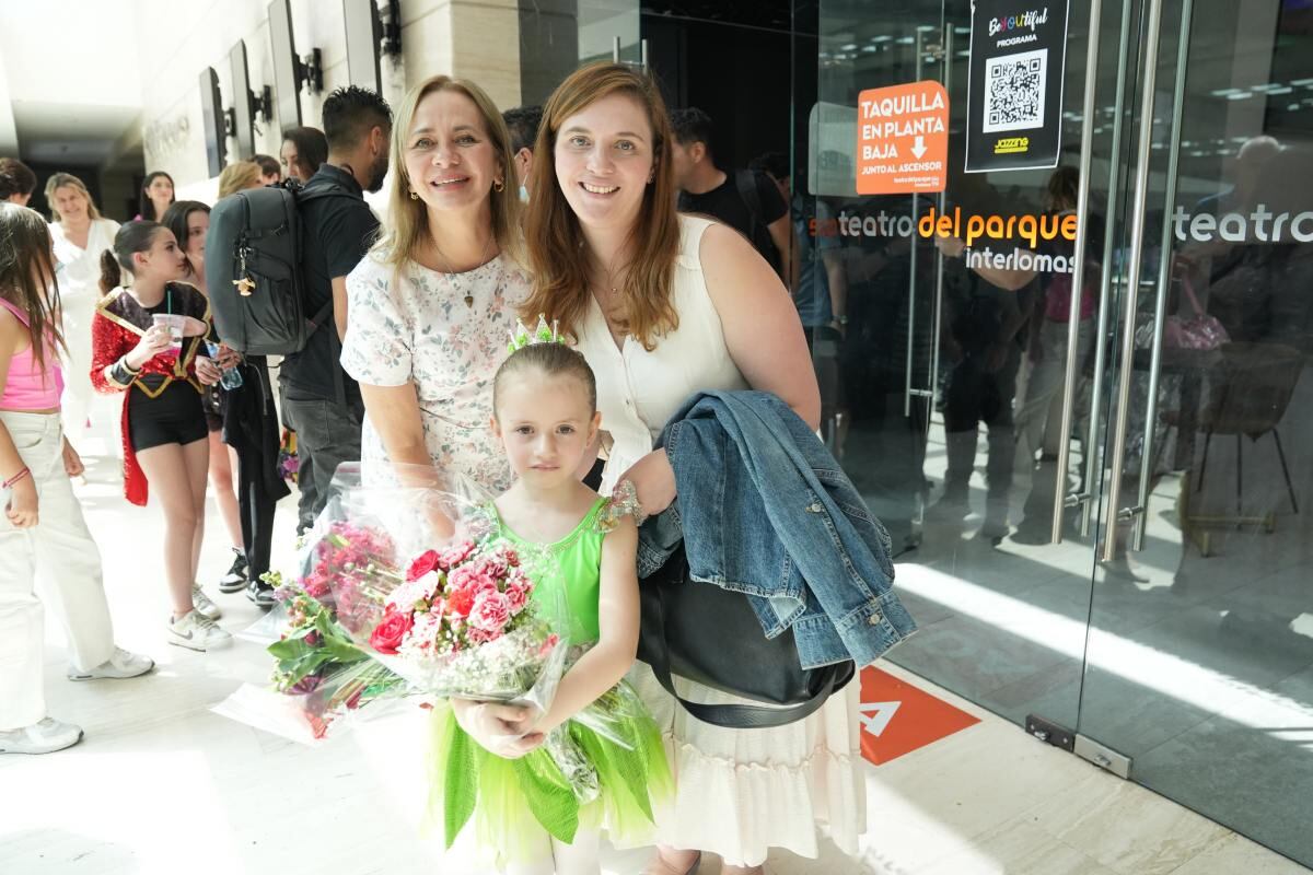 Rosa, Mariana y Emilia Alhach. (Foto: Héptor Arjona)