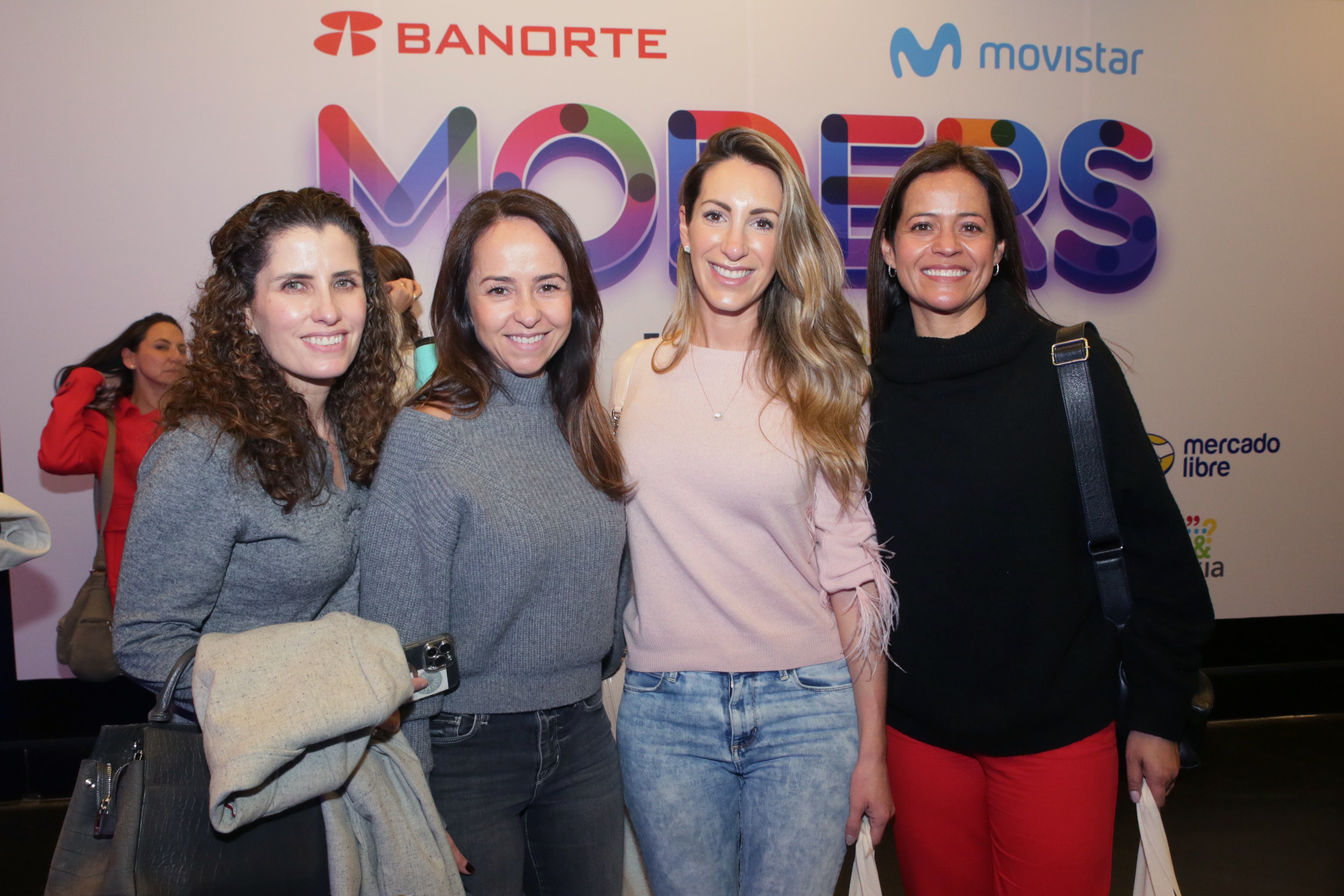 Ana Roldán, Susana Ramírez, Shahpary Pulido y Valeria Valdés. (Foto: Arturo Quintero)
