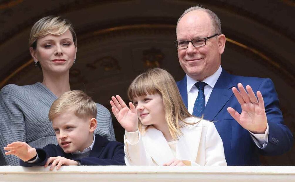 La princesa Charlene, el príncipe Alberto y sus hijos / Foto: Instagram