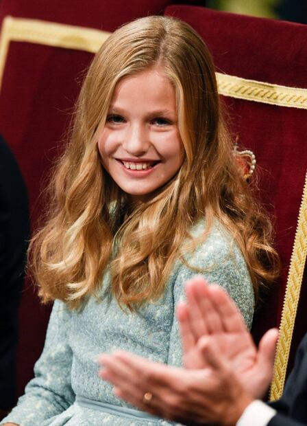 El look de la reina Letizia y la princesa Leonor en los Premios Princesa de Asturias