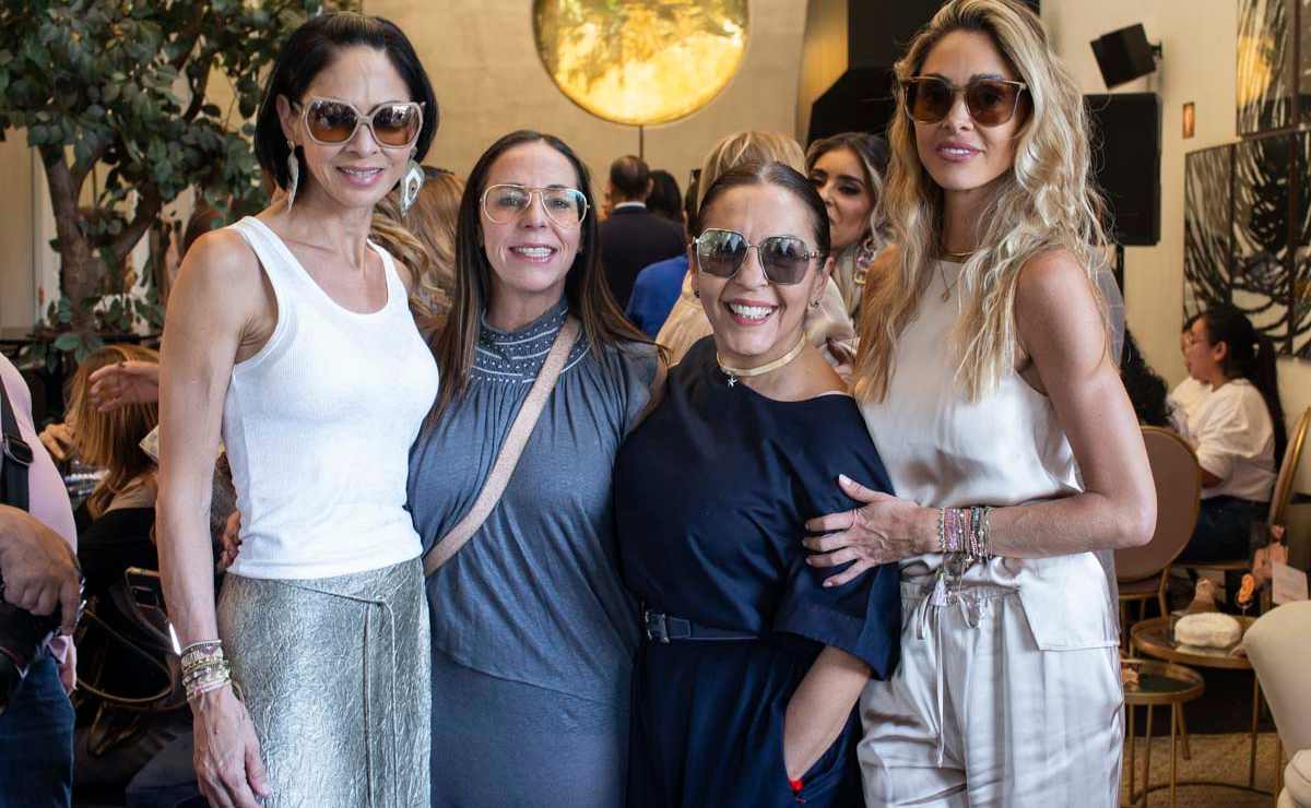 Celina del Villar, Sylvia Rivera, Rosenda Ruiz y Regina Bautista / Foto: Esteban Torreblanca