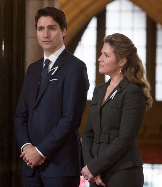 Justin Trudeau y Sophie Gregoire en diciembre de 2015 / AP