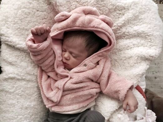 La fotos más tiernas de Lúa, hija de Zuria Vega y Alberto Guerra