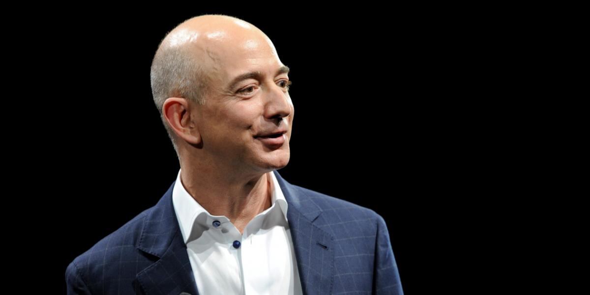 Favorece a Jeff Bezos pandemia por Covid-19: su fortuna va en aumento