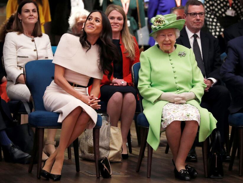 Meghan Markle y el príncipe Harry dedican mensaje a la reina Isabel II por su cumpleaños