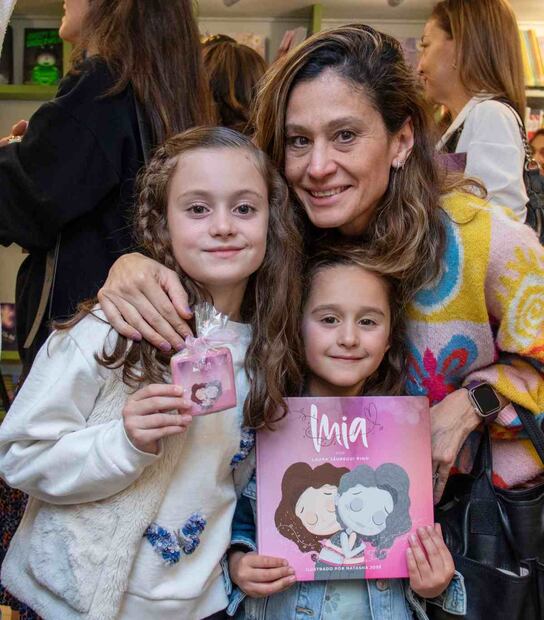 Martina, Fer y Blanca Pérez Gutiérrez / Foto: Angélica Chema.