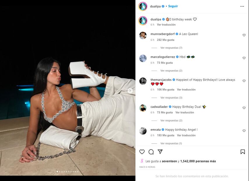 Dua Lipa, súper flexible con micro top y los tacones más seductores