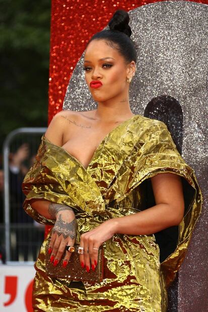 Rosalía, Demi Moore y Bad Bunny en el desfile de modas de Rihanna