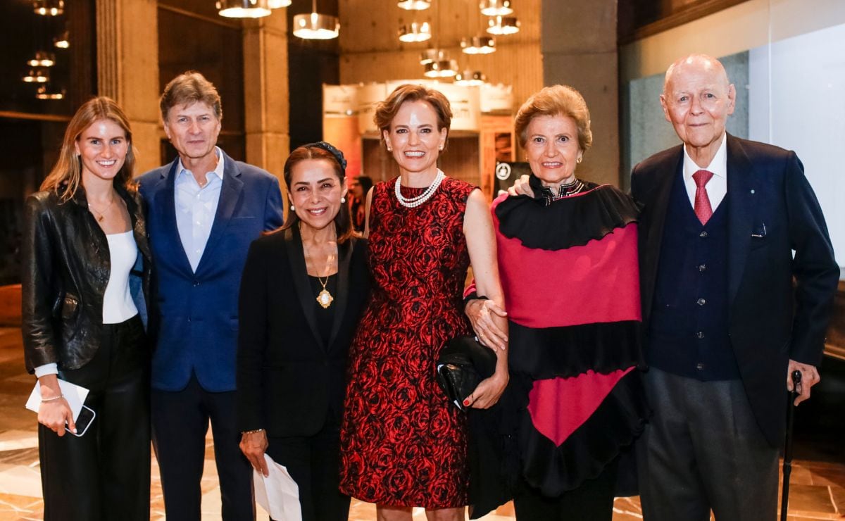 Isabel de la Madrid, Enrique de la Madrid, Josefina Vázquez Mota, Isabel Prieto, Isabel y Carlos Prieto / Foto: Esteban Torreblanca