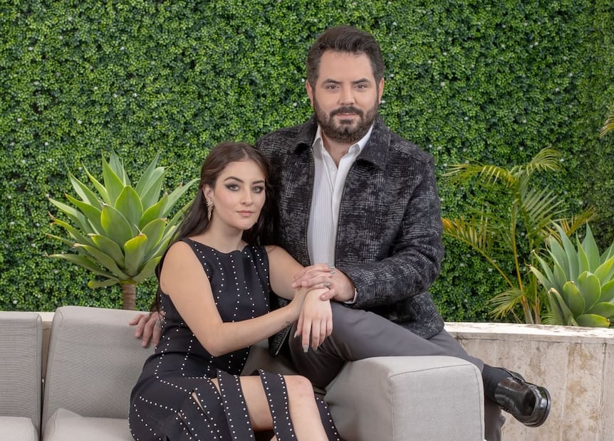 José Eduardo Derbez y Paola Dalay | Foto: Edgar Silva Fuentes - Locación: Mondrian Condesa - Maquillaje: Alberto Pérez - Joyas: HStern - Look: Sandro y All Saint.