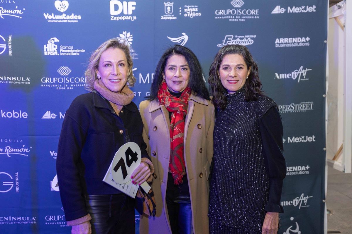 Jeanette Padilla, Anna Cisneros y Celina Espinosa de los Monteros. (Foto: Especial)