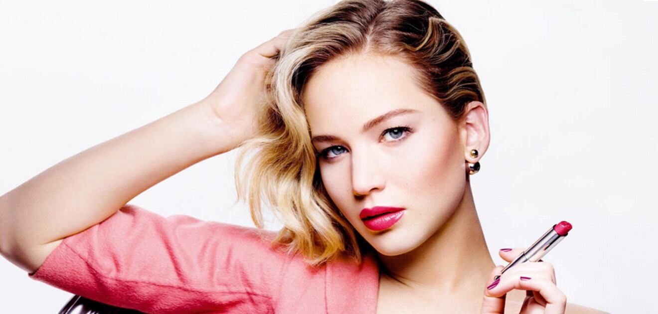 <p>La piel de la actriz luce perfecta y mucho más clara. <strong>(Foto: Especial)</strong></p>
