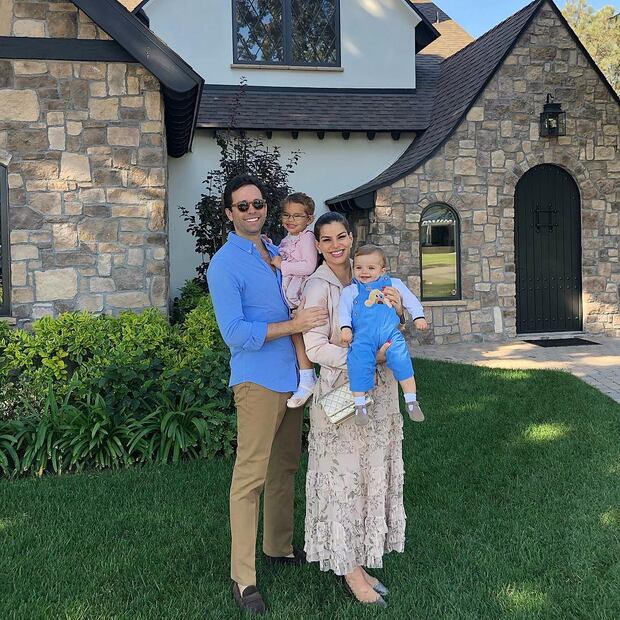 Foto: Bárbara Coppel comparte imágenes de Kilian, su hijo recién nacido