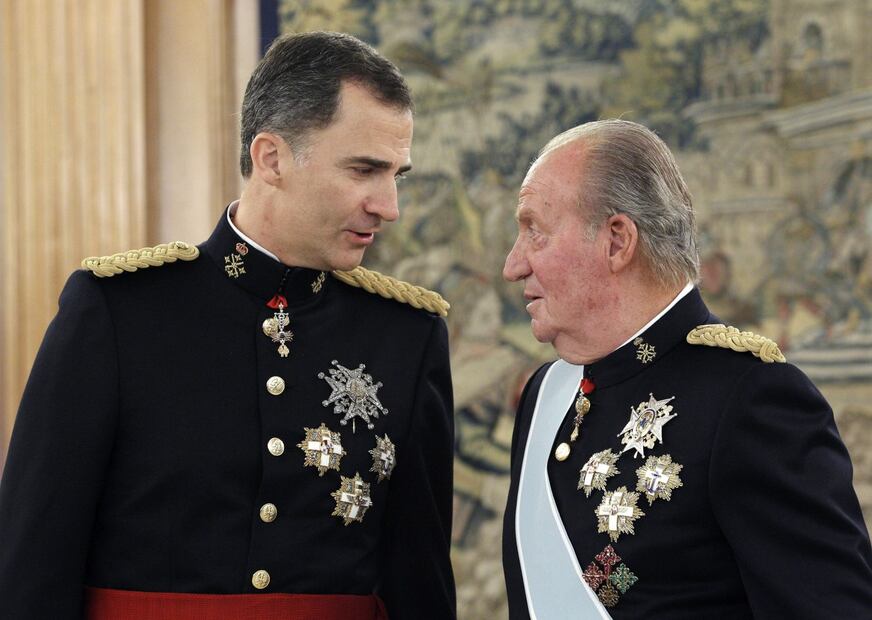 Corinna Larsen, ex amante del Rey Juan Carlos, da un fuerte golpe a la Corona 