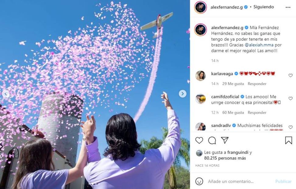 Alex Fernández muestra los movimientos de su bebé cuando le habla a través del vientre de su esposa