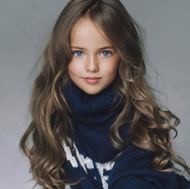 Kristina Pimenova se convierte en la modelo más joven y hermosa del mundo
