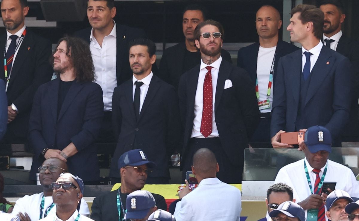 Carles Puyol, Iker Casillas, Sergio Ramos, Xavi Hernández, Andrés Iniesta. (Foto: AFP)