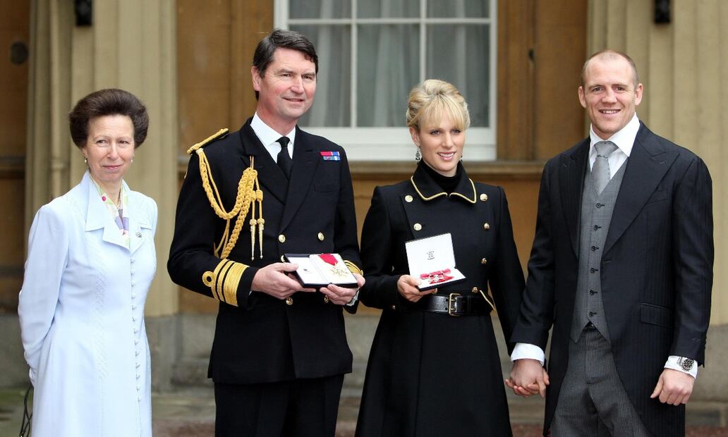 La nieta de la reina Isabel ll, Zara Tindall tiene prohibido conducir por seis meses y le quitan la licencia