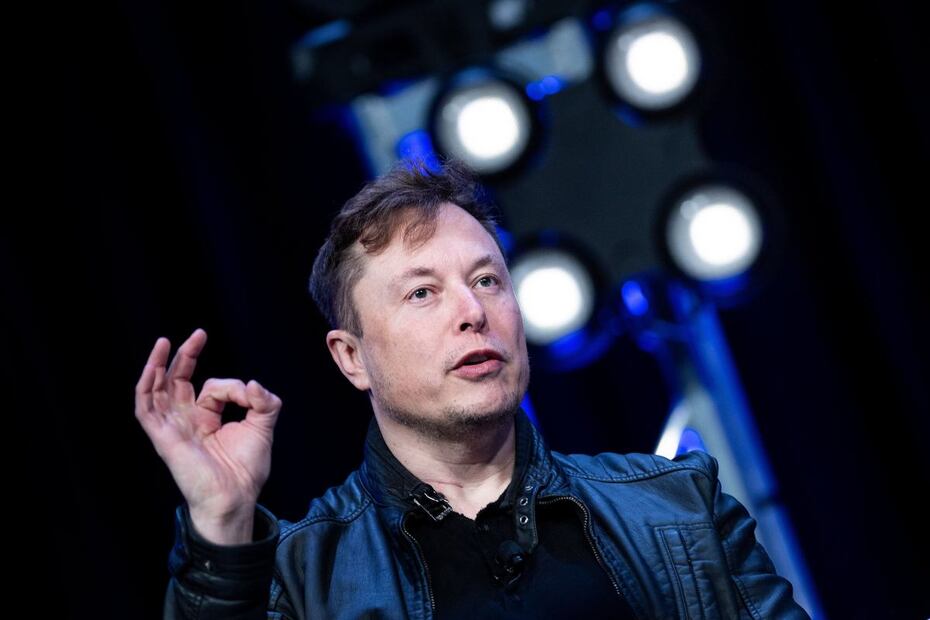 Elon Musk defiende a Amber Heard de ataques de fans de Johnny Depp 