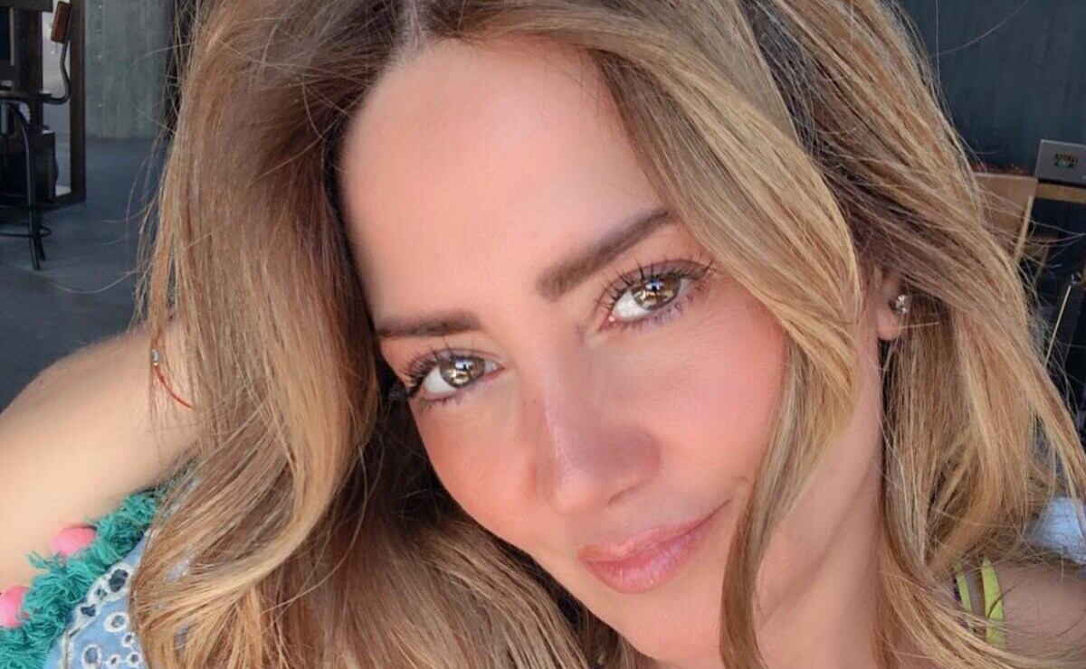 Andrea Legarreta está feliz de ver enamorada a Mía, su hija / Foto: Instagram