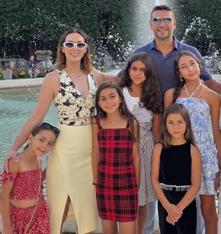La familia de Jacky Bracamontes y Martín Fuentes / Foto: Instagram
