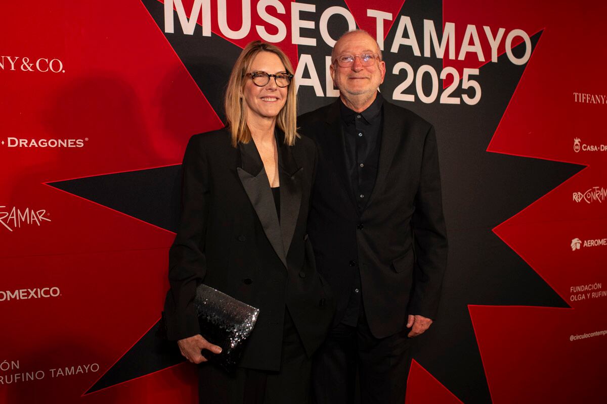 Sarah Gore Reeves y Enrique Norten. (Foto: Esteban Torreblanca)