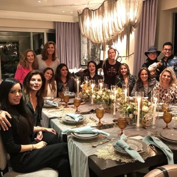 Montserrat Oliver, Yolanda Andrade y Yaya Kosikova celebran juntas Thanksgiving Day