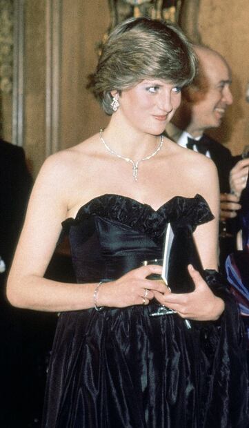 La supuesta carta en la que Lady Di revela que el príncipe Carlos pudo planear su accidente 