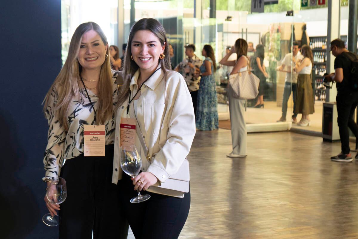 Ana Barrio y Eugenia Dueñas. (Foto: Héptor Arjona)