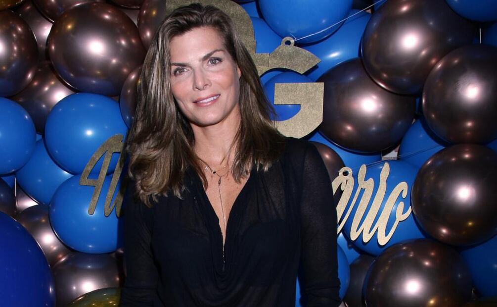 Montserrat Oliver revela que se divorció virgen y cuenta cómo cayó rendida a Yolanda Andrade