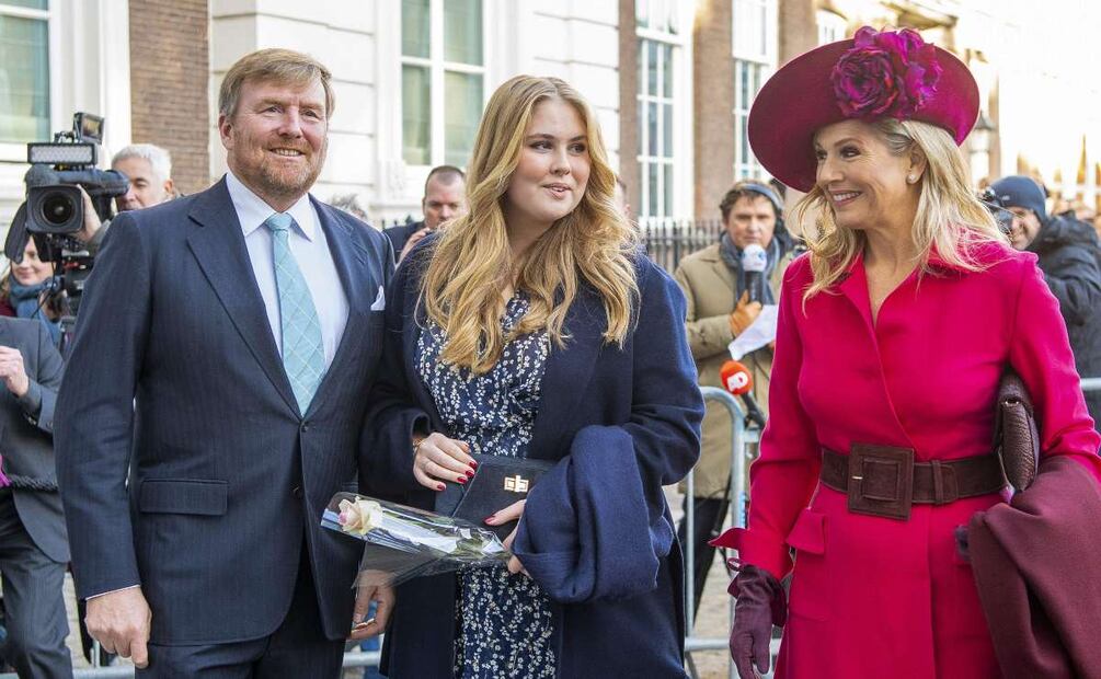 Amalia de Holanda da un paso más y asistirá a las celebraciones previas a la coronación de Carlos III