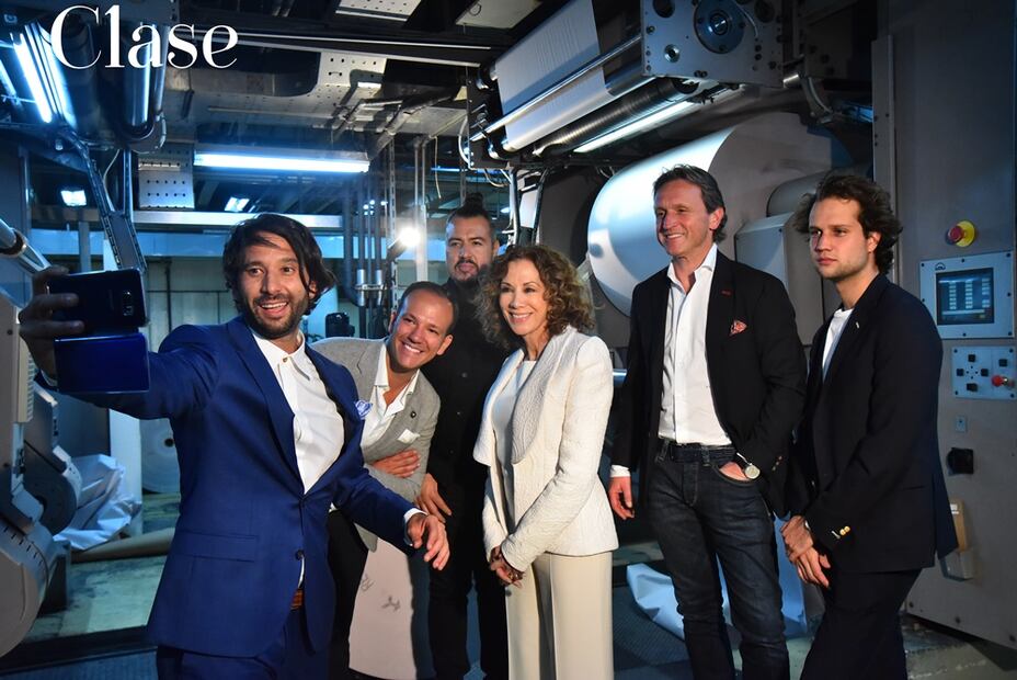 Los directivos de Mercedes-Benz México y de Mercedes-Benz Fashion Week México realizaron un recorrido privado por las rotativas de El Universal