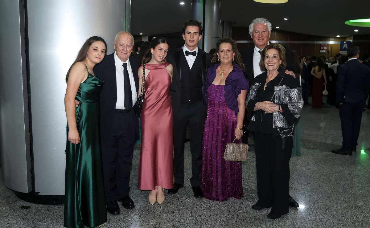 Lucia Galileo, Guillermo Tietzsch, Diana Rodríguez, Daniel Rodríguez, Alicia Cue, Ángeles Rodríguez y Jorge Rodríguez / Foto: Esteban Torreblanca