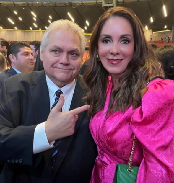 Mari Rouss Villegas con Carlos Bremer / Instagram: @marirouss