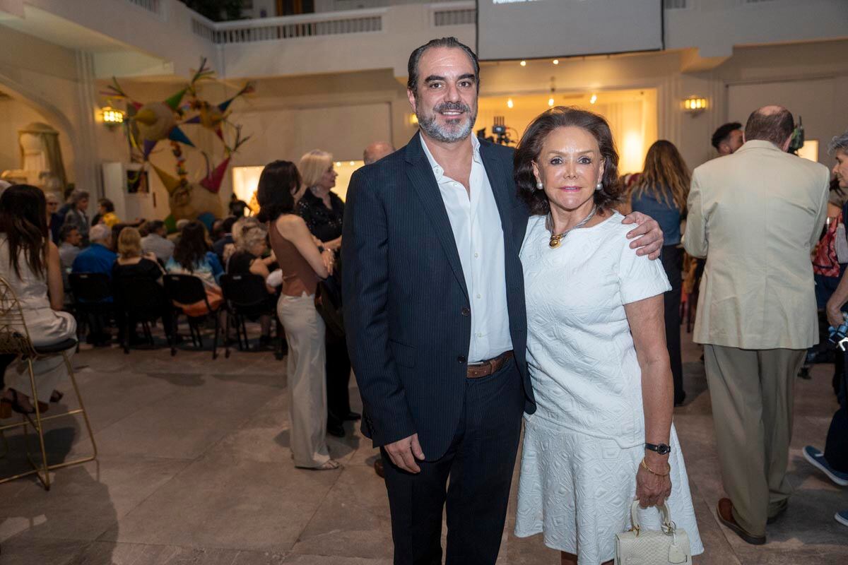 Juan Miguel Hurtado y Adriana Salinas de Gortari. (Foto: Héptor Arjona)