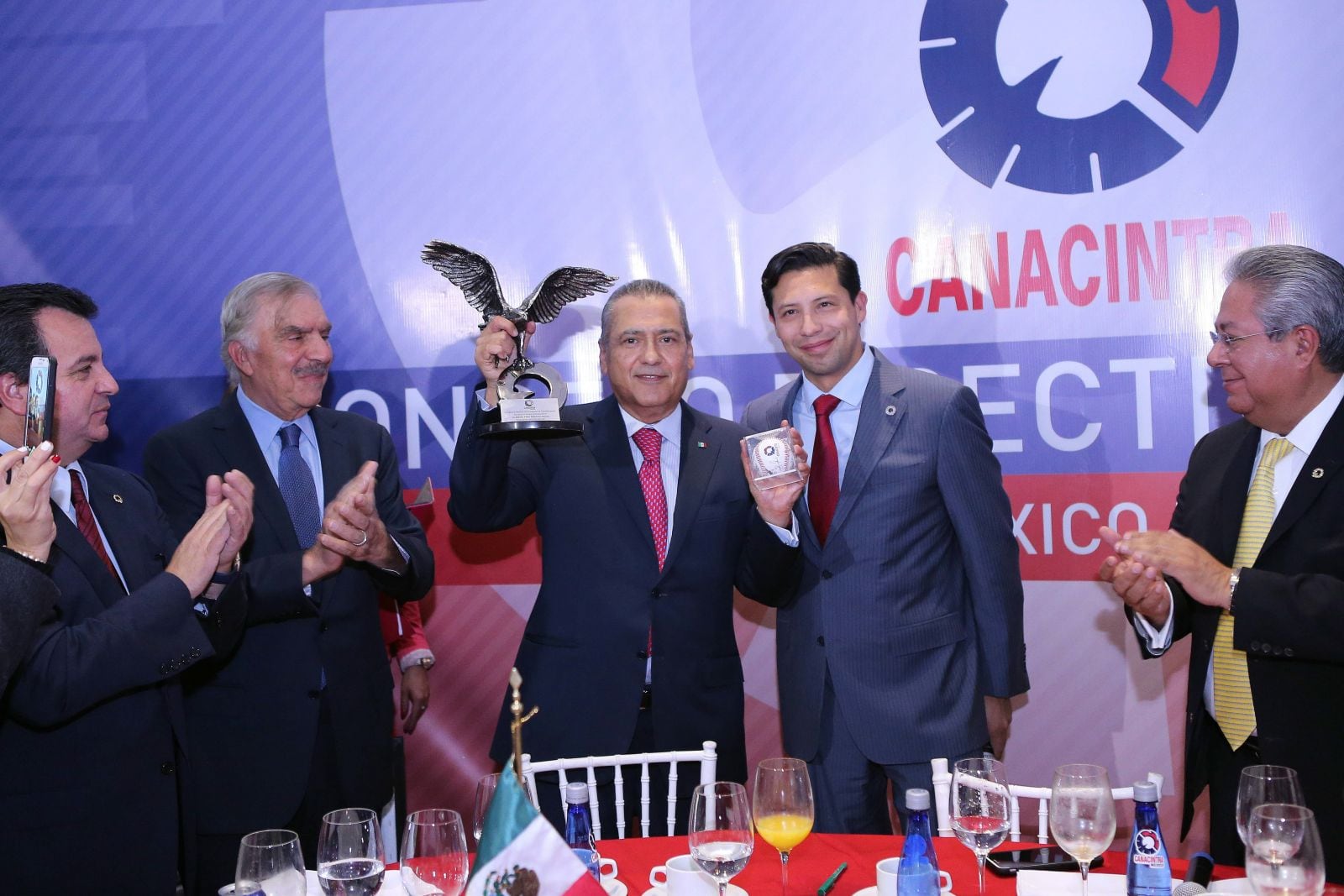 Conoce al poderoso papá de Jorge Kahwagi
