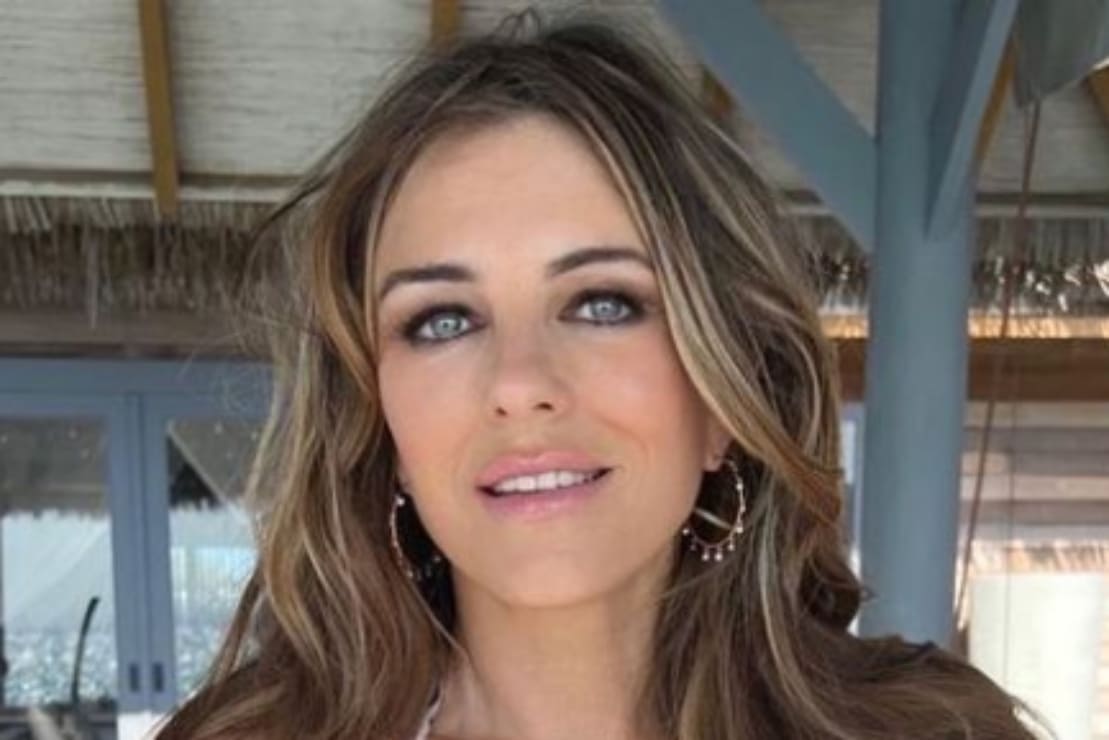 Instagram: @elizabethhurley1