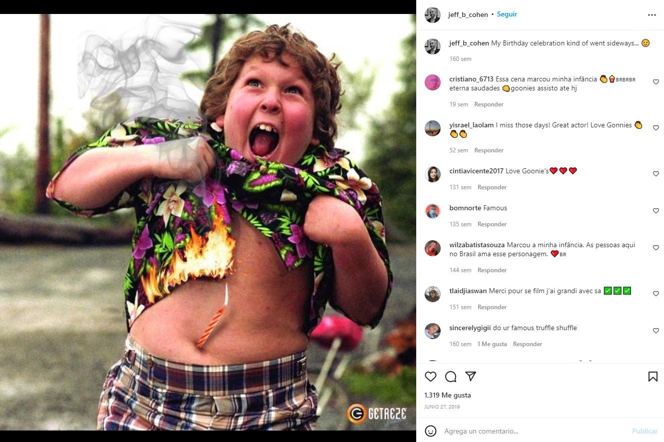 La increíble transformación de 'Chunk', el niño de "Los Goonies" ¡está irreconocible!