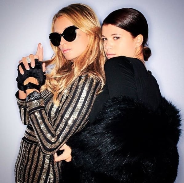 ¿Cuánto cuesta el impresionante anillo de compromiso de Paris Hilton?