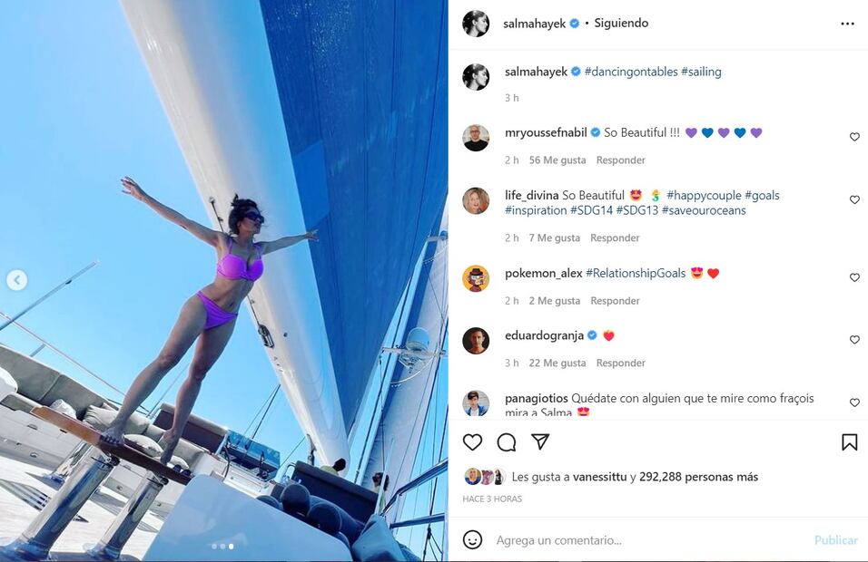 Salma Hayek se luce en bikini acompañada de su esposo François-Henri Pinault