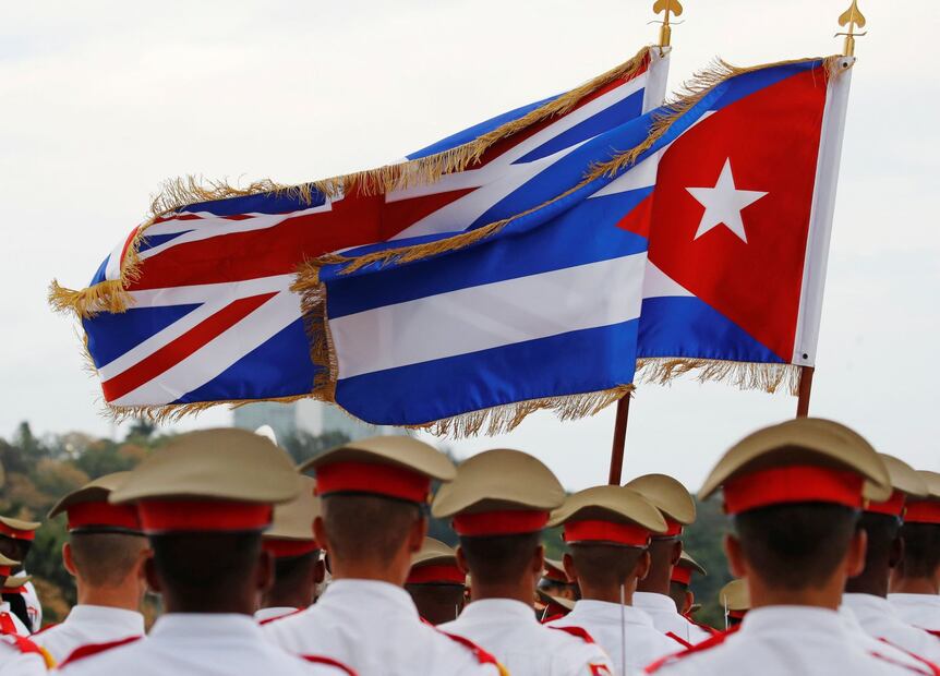 Príncipe  Carlos llega a Cuba para la primera visita real oficial de la historia