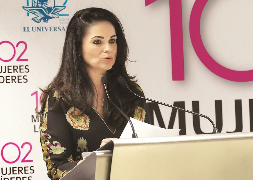PORTADA: 102 Mujeres Líderes, unidas por la equidad de género