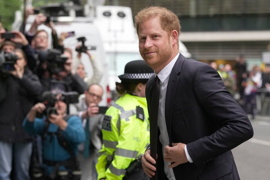 El príncipe Harry no asistirá a la misa en memoria de su abuelita, Isabel II / AP